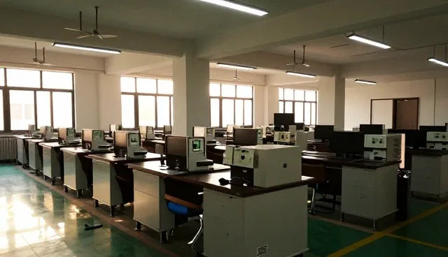 如何评估信息咨询服务在不同场景下的适用性